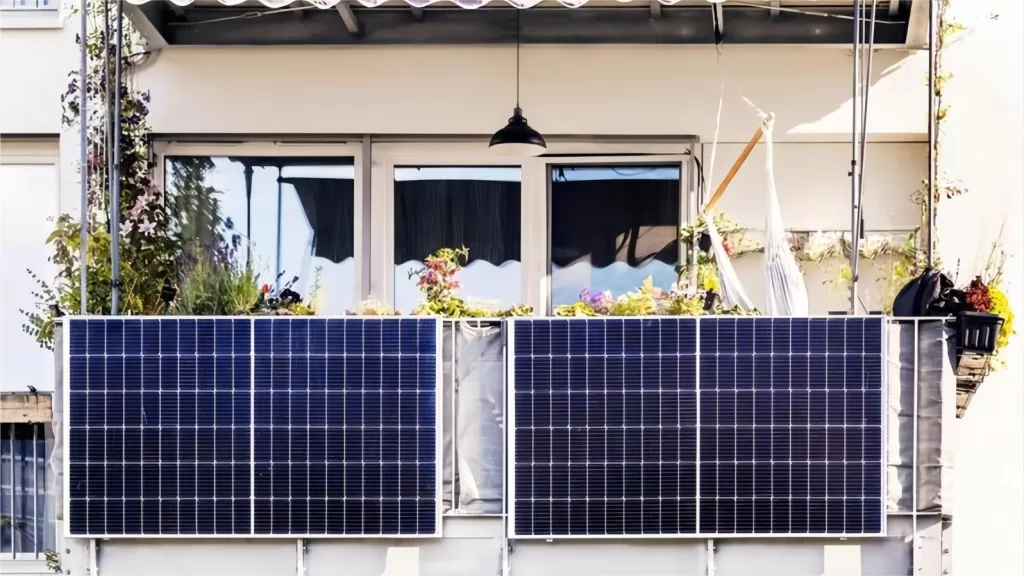 Balcony Solar Power Plant