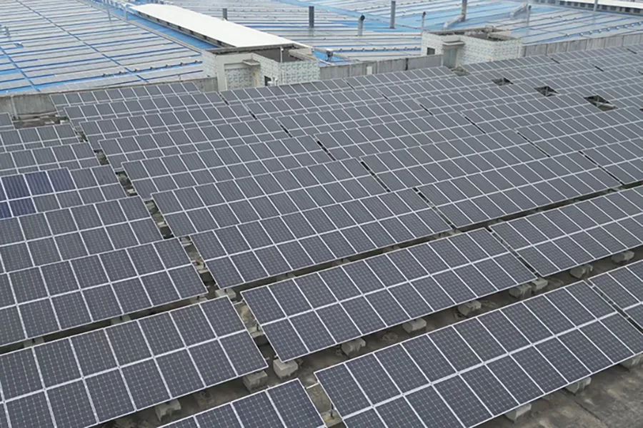 Panel Selection Strategy for Large-Scale C&I Projects (≥500 kWp)