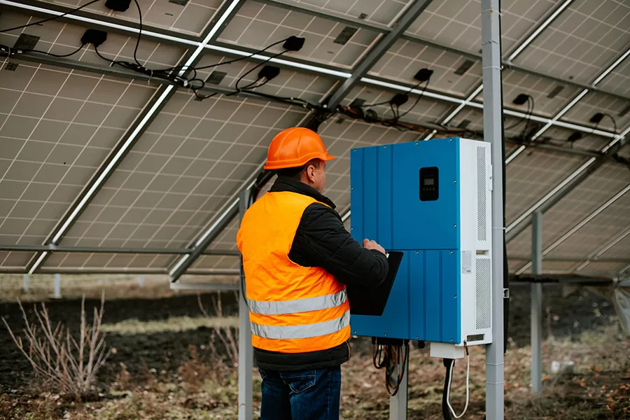 System-Level Disaster Resilience for Commercial PV: From Mounting Structures to O&M