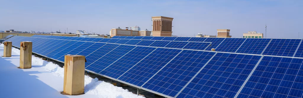 Structural Risks and Component Adaptation Strategies for Commercial PV Deployment under Extreme Weather Conditions