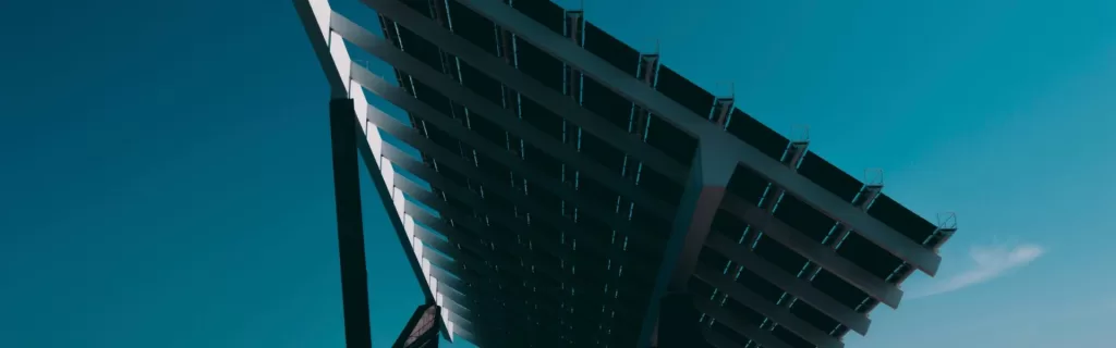 IBC Solar Modules: How to Maintain High Efficiency in Low-Light Conditions?