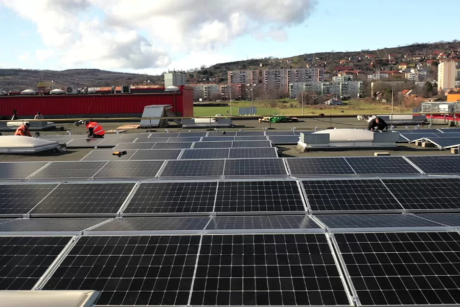 Zero-investment collaboration models provide a viable path for cash-constrained businesses to initiate commercial solar projects.