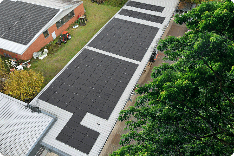 Large-scale C&I rooftop solar system with high coverage, designed for stable long-term returns.